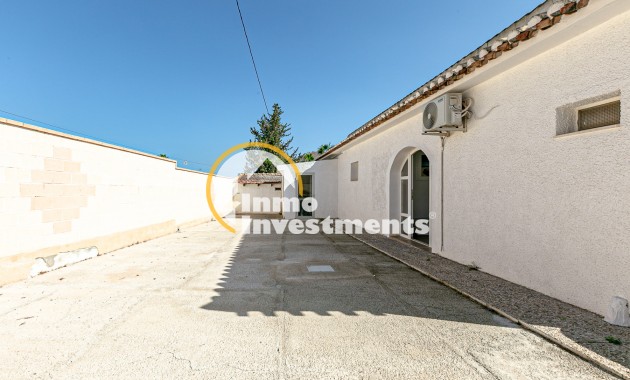 Resale - Villa - Campoamor - Lomas de Don Juan