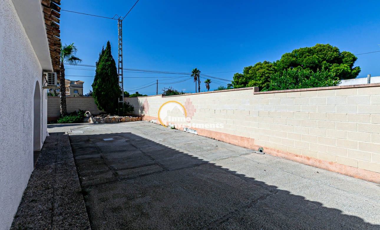 Resale - Villa - Campoamor - Lomas de Don Juan