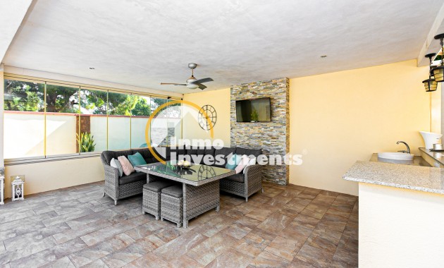 Resale - Villa - Campoamor - Lomas de Don Juan