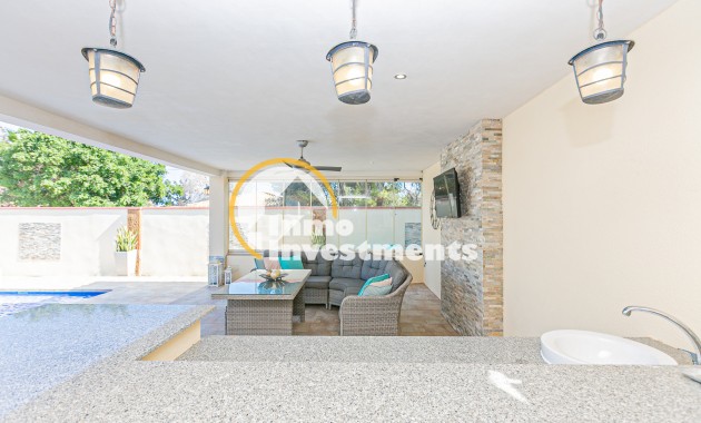 Resale - Villa - Campoamor - Lomas de Don Juan