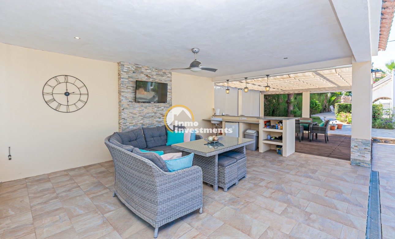 Resale - Villa - Campoamor - Lomas de Don Juan