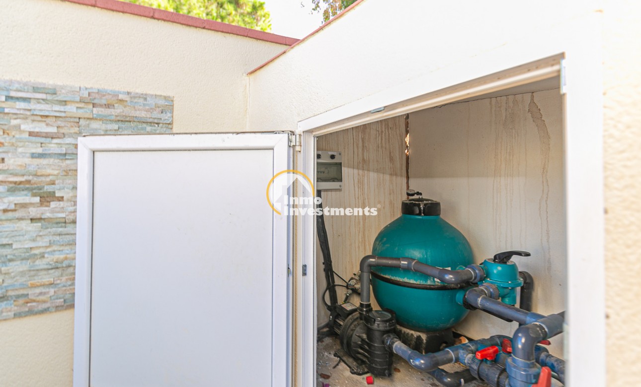 Resale - Villa - Campoamor - Lomas de Don Juan