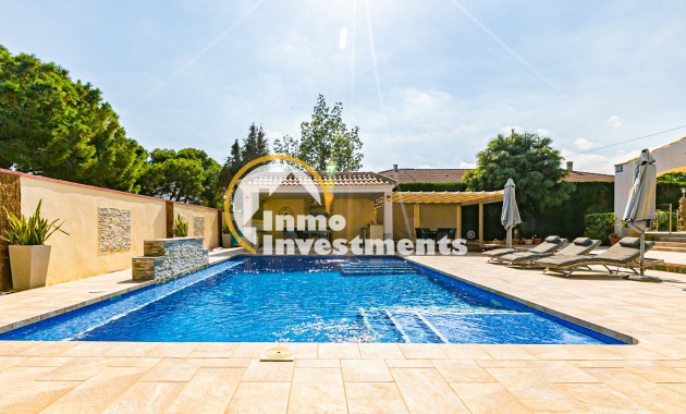 Resale - Villa - Campoamor - Lomas de Don Juan