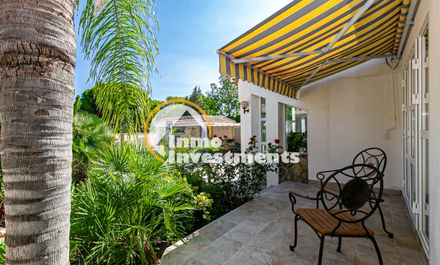 Resale - Villa - Campoamor - Lomas de Don Juan