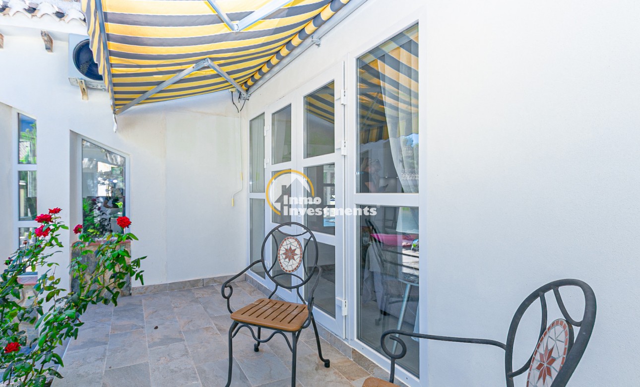 Resale - Villa - Campoamor - Lomas de Don Juan