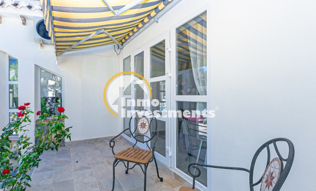 Resale - Villa - Campoamor - Lomas de Don Juan