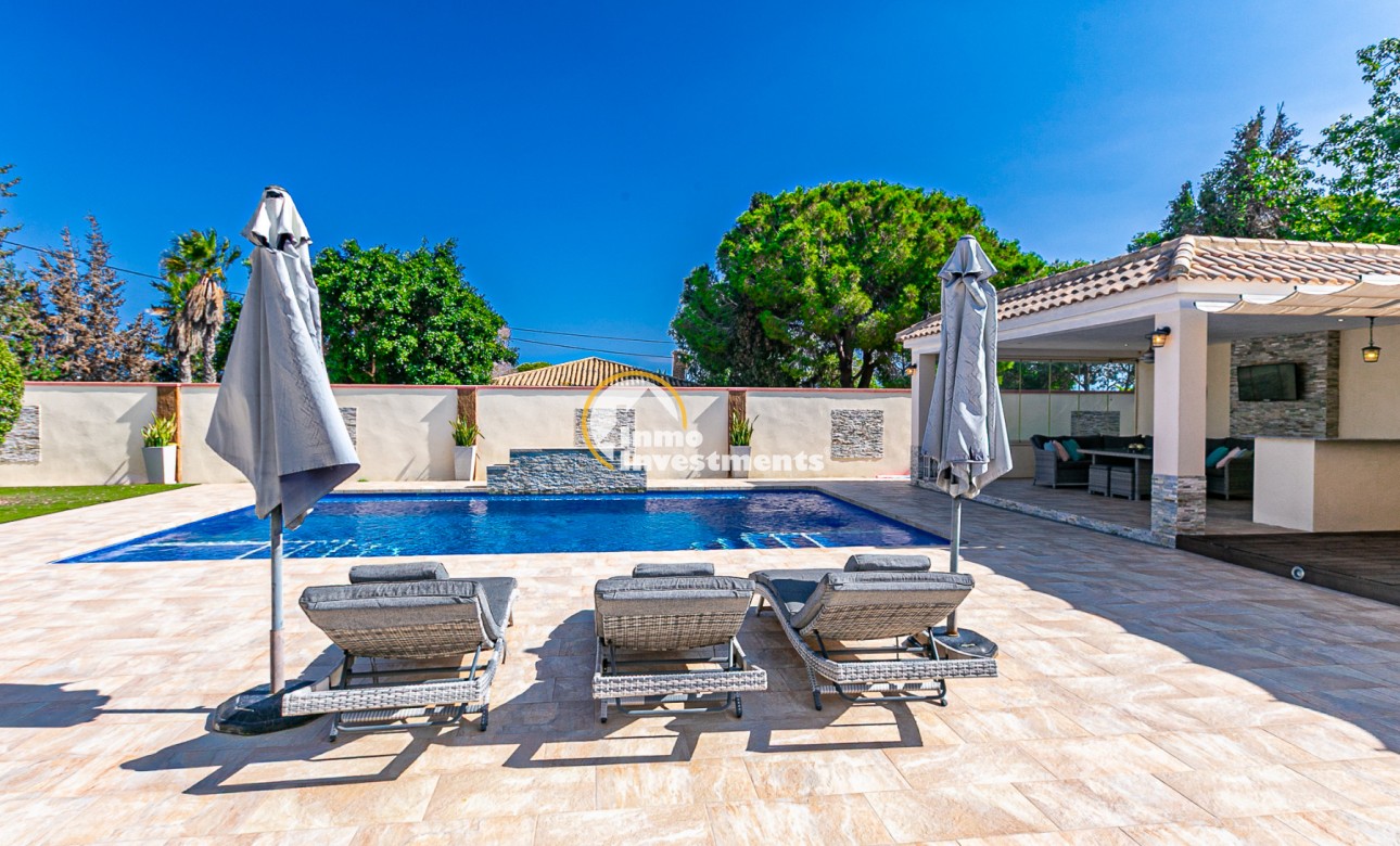 Resale - Villa - Campoamor - Lomas de Don Juan