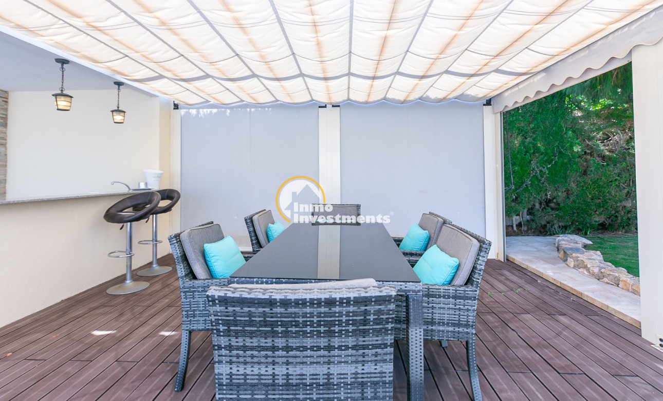 Resale - Villa - Campoamor - Lomas de Don Juan