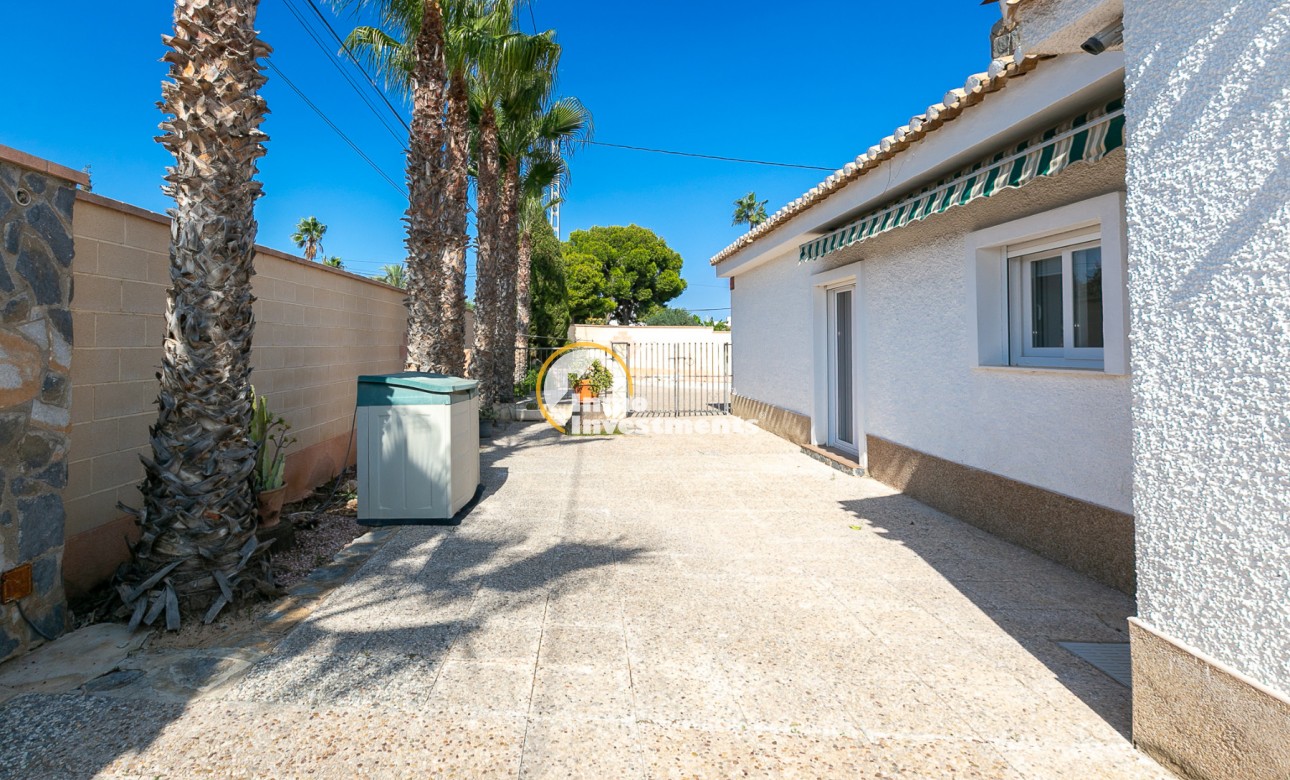 Resale - Villa - Campoamor - Lomas de Don Juan