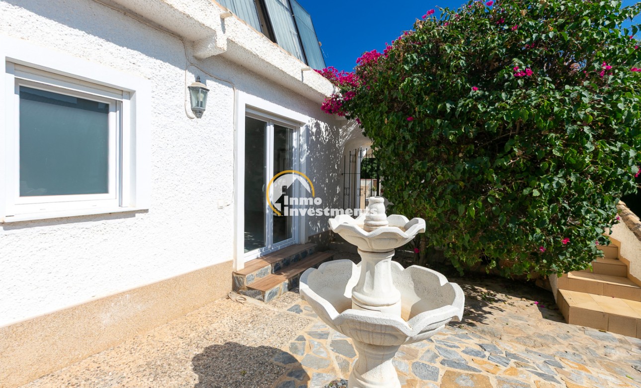 Resale - Villa - Campoamor - Lomas de Don Juan