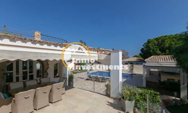 Resale - Villa - Campoamor - Lomas de Don Juan