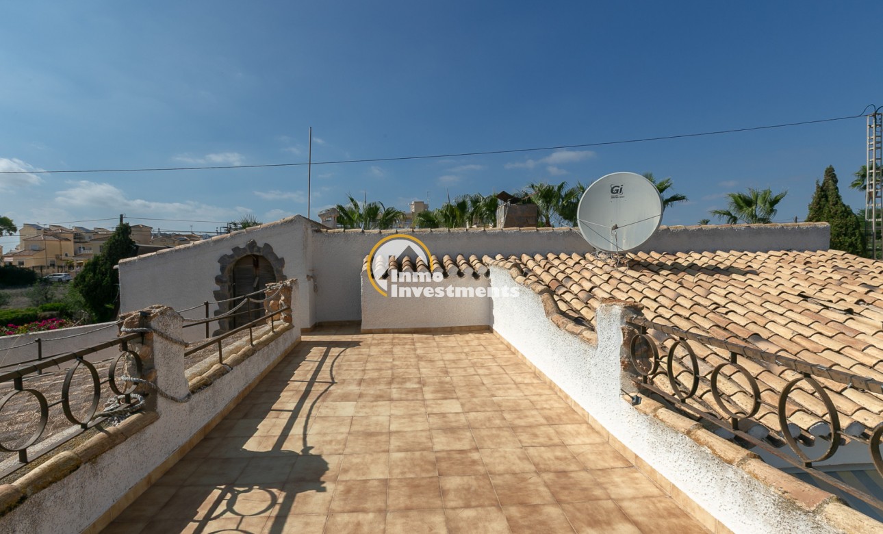 Resale - Villa - Campoamor - Lomas de Don Juan