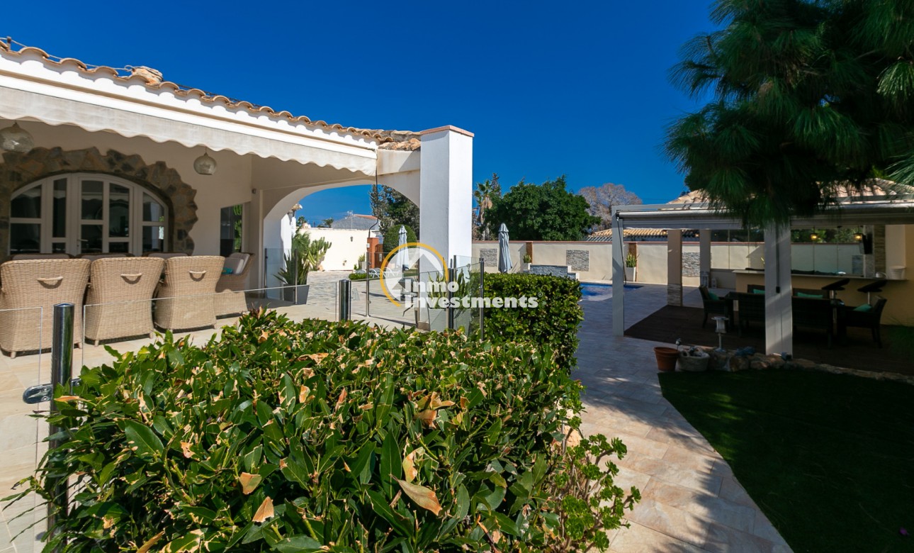 Resale - Villa - Campoamor - Lomas de Don Juan