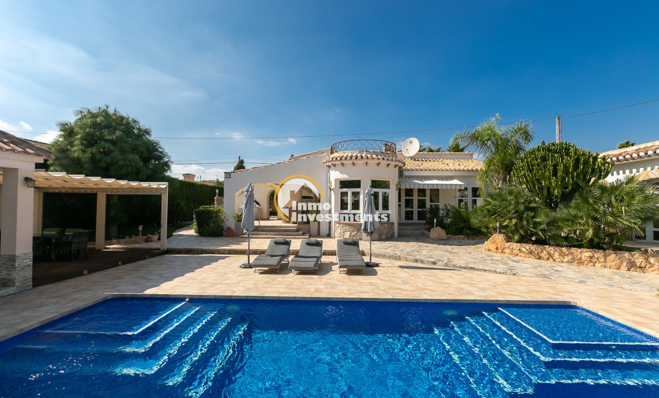 Resale - Villa - Campoamor - Lomas de Don Juan