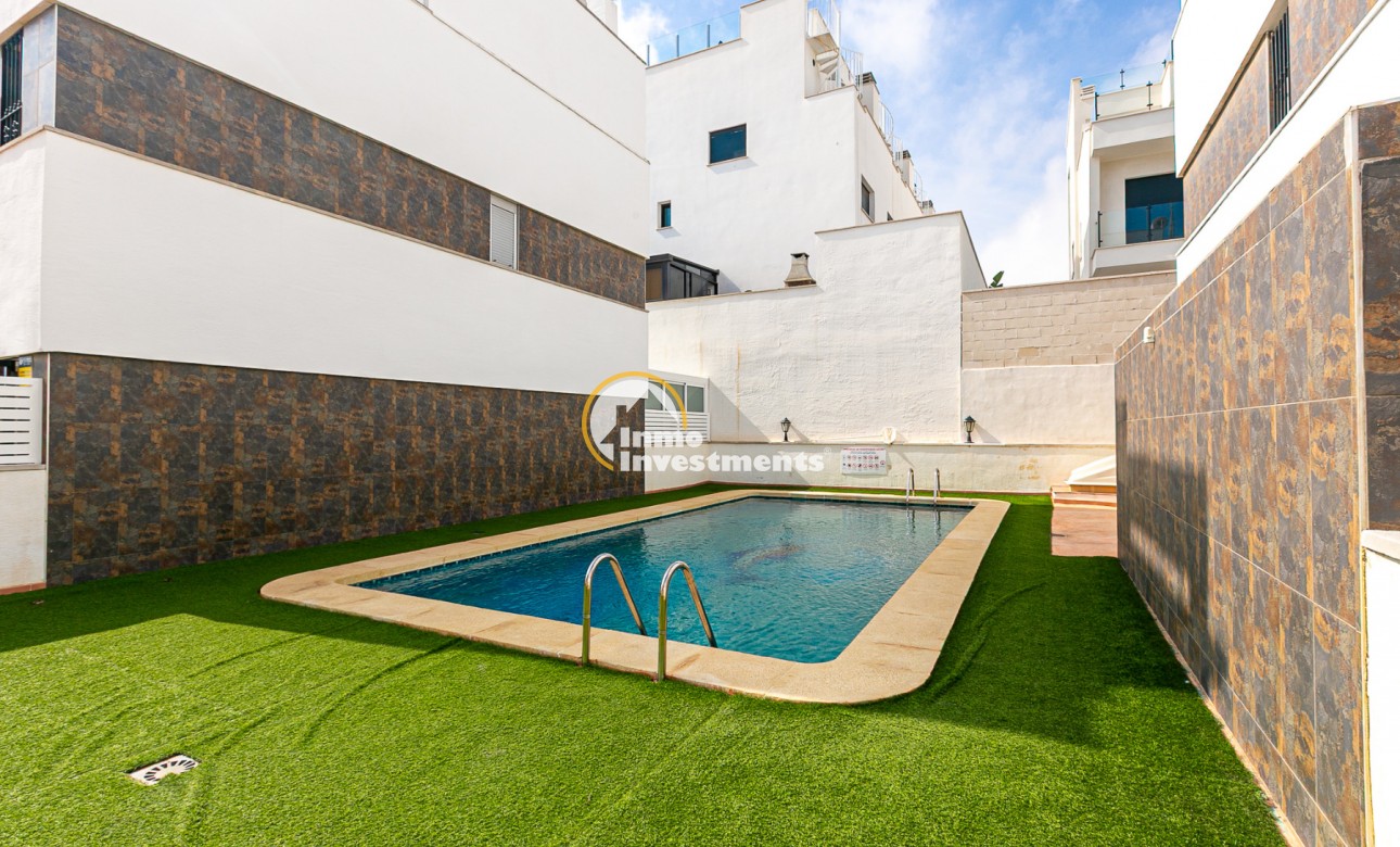 Till salu - Town house - Guardamar del Segura