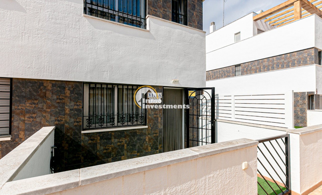 Till salu - Town house - Guardamar del Segura