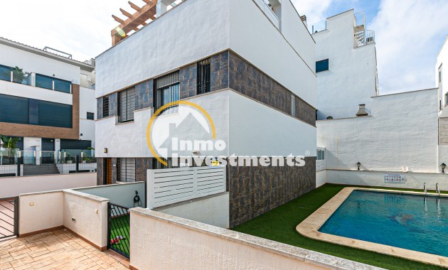 Till salu - Town house - Guardamar del Segura
