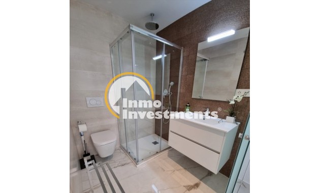 Gebrauchtimmobilien - Apartment - Los Altos