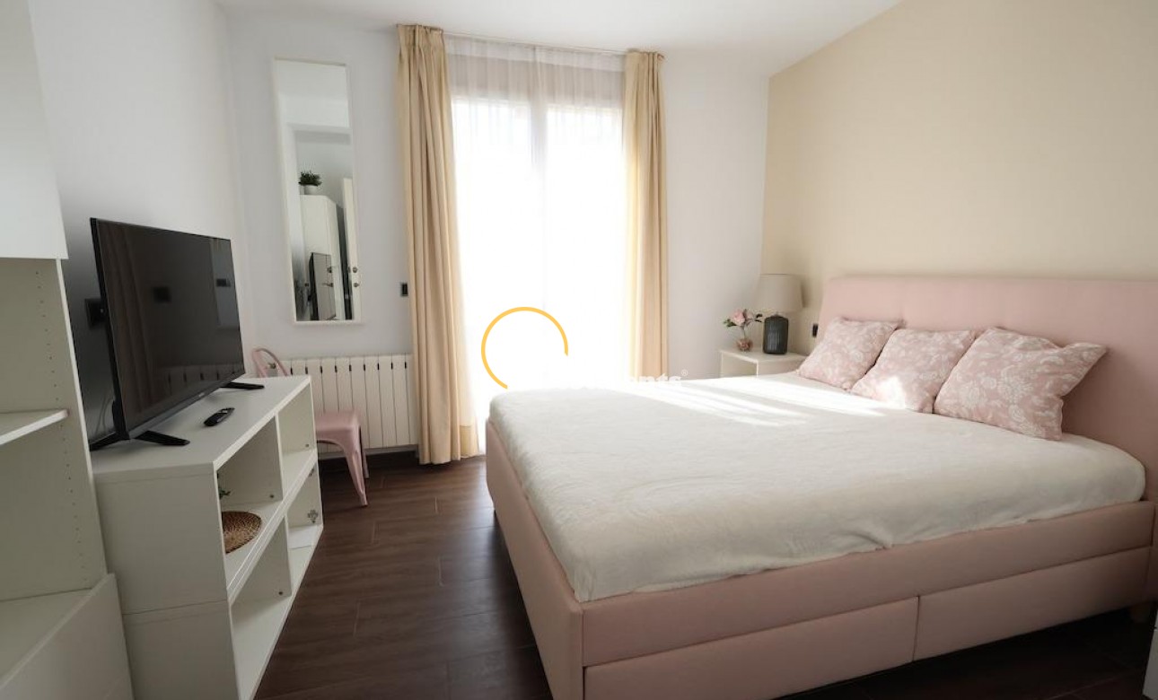 Bestaande bouw - Villa - Cabo Roig