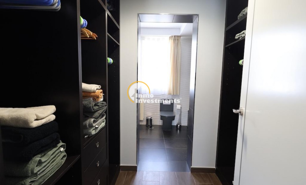 Bestaande bouw - Villa - Cabo Roig