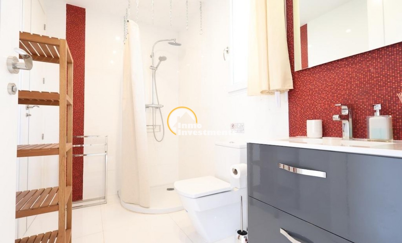 Bestaande bouw - Villa - Cabo Roig