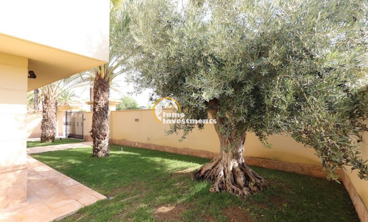 Bestaande bouw - Villa - Cabo Roig