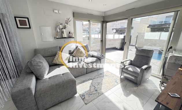 Resale - Villa - Villamartin - Pau 26