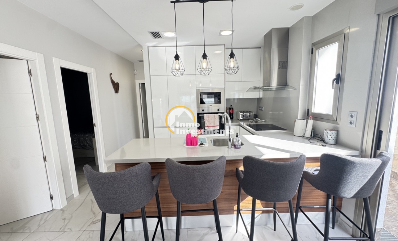 Resale - Villa - Villamartin - Pau 26