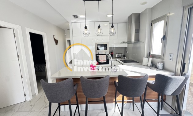 Resale - Villa - Villamartin - Pau 26