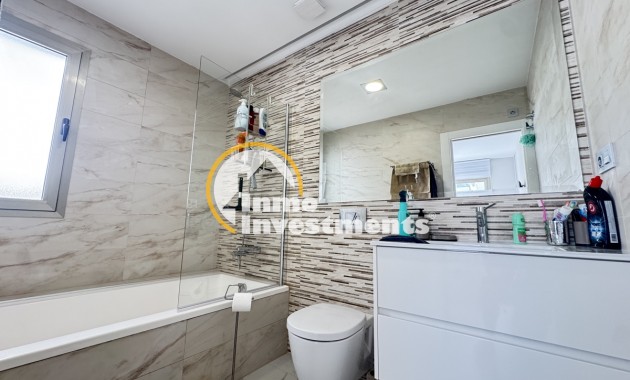 Resale - Villa - Villamartin - Pau 26