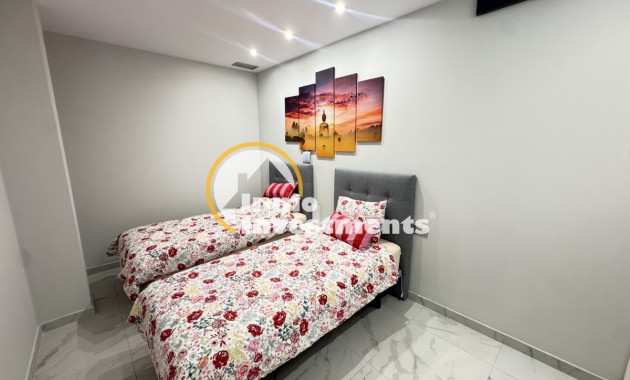 Resale - Villa - Villamartin - Pau 26