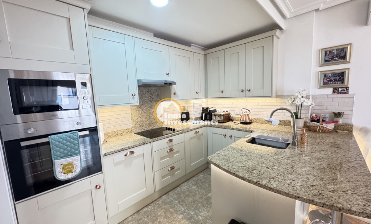 Resale - Apartment - Cabo Roig