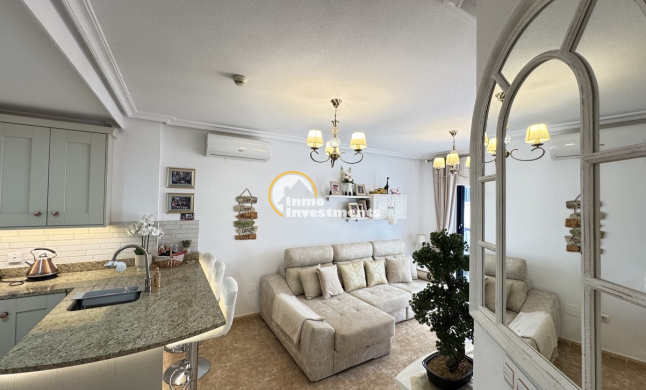 Resale - Apartment - Cabo Roig