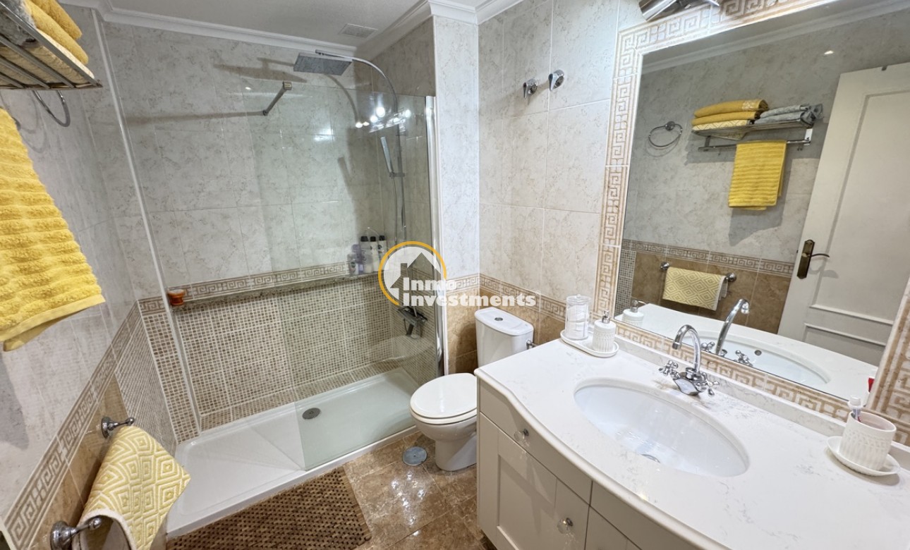 Resale - Apartment - Cabo Roig