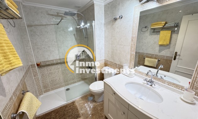 Resale - Apartment - Cabo Roig