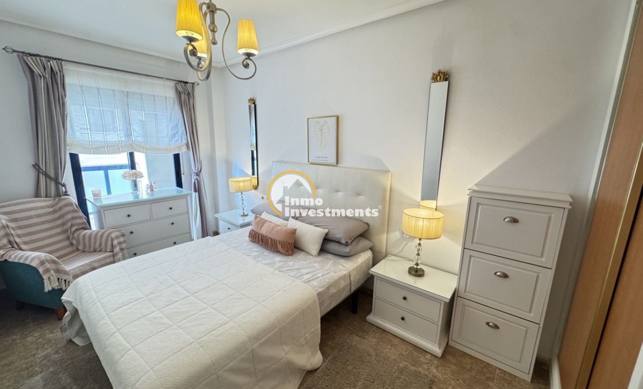 Resale - Apartment - Cabo Roig