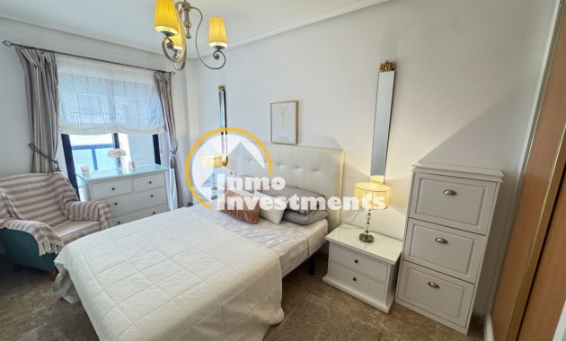 Resale - Apartment - Cabo Roig