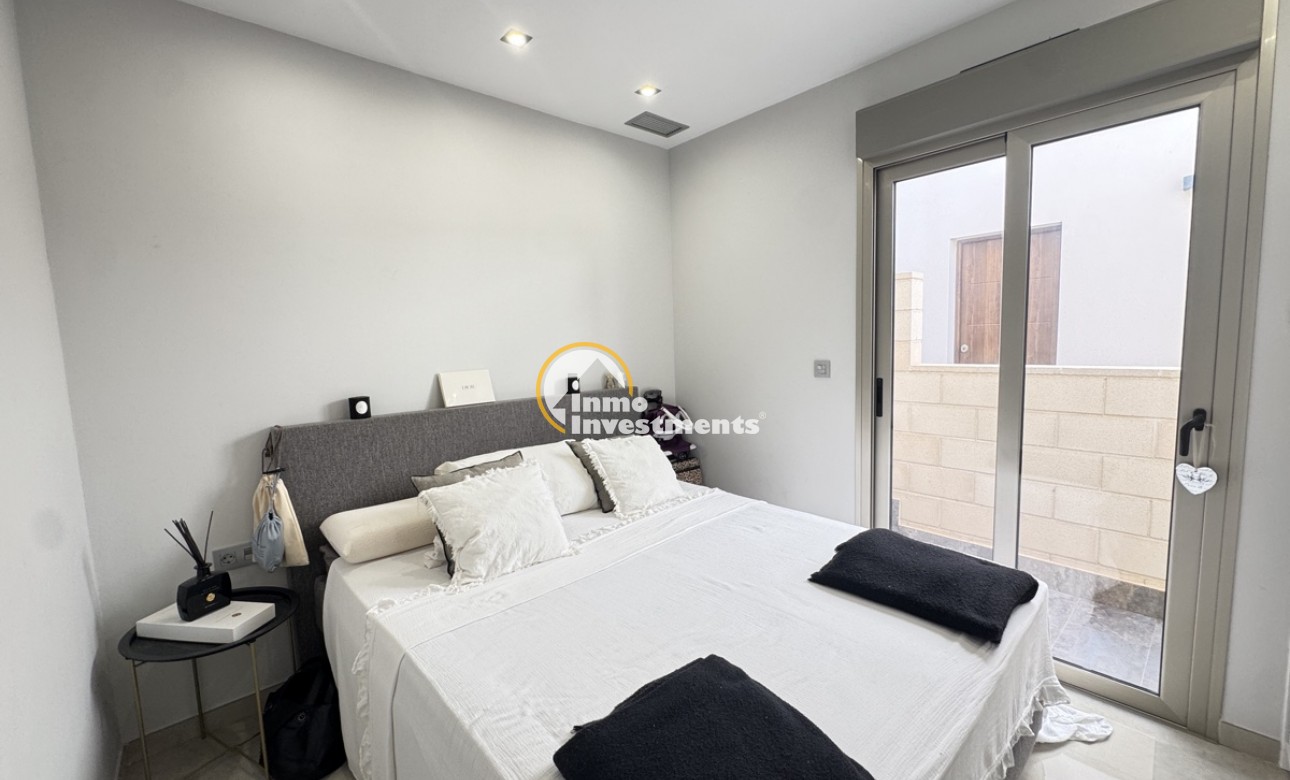 Resale - Villa - Villamartin - Pau 26