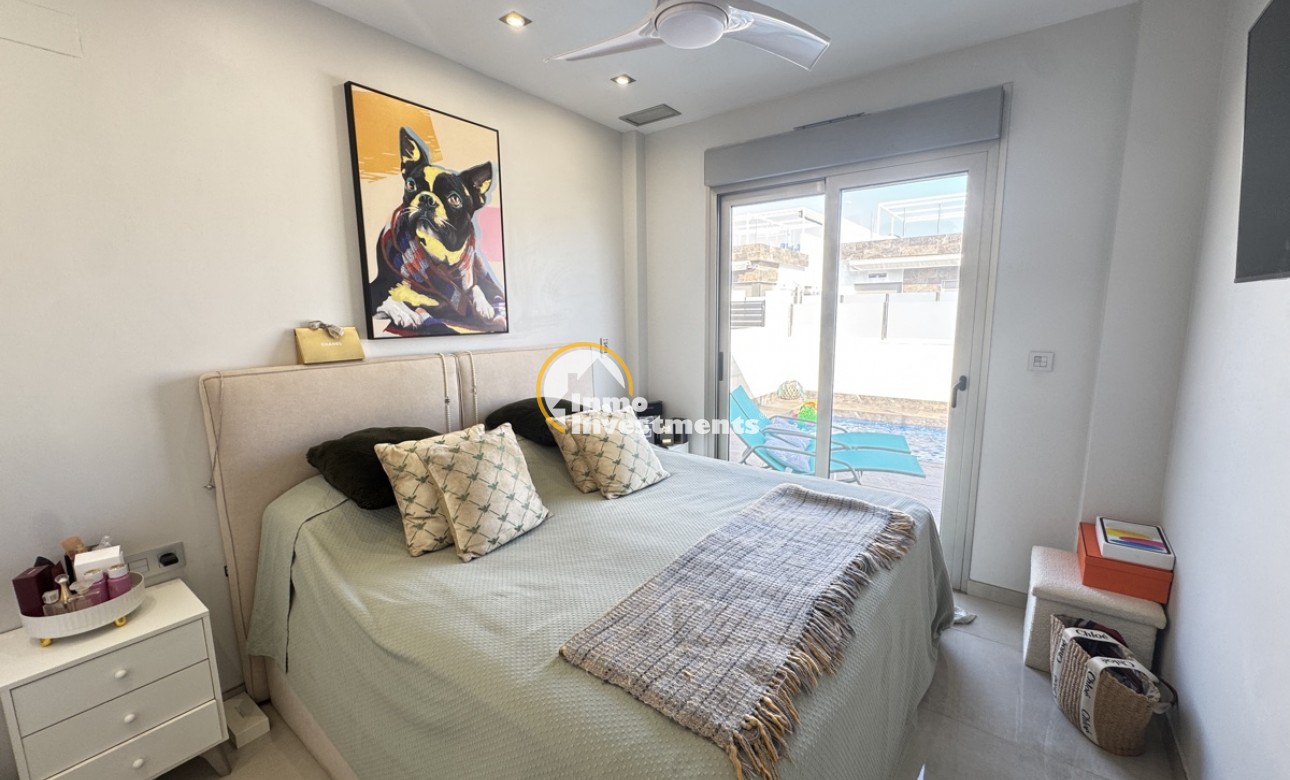 Resale - Villa - Villamartin - Pau 26