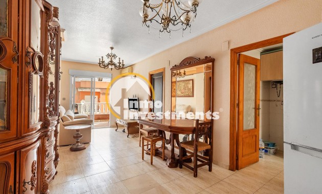 Resale - Apartment - Torrevieja - Torrevieja Centre