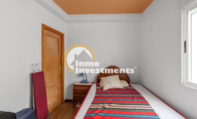 Resale - Apartment - Torrevieja - Torrevieja Centre