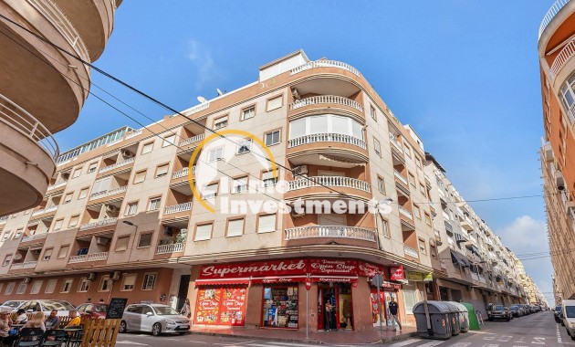 Resale - Apartment - Torrevieja - Torrevieja Centre