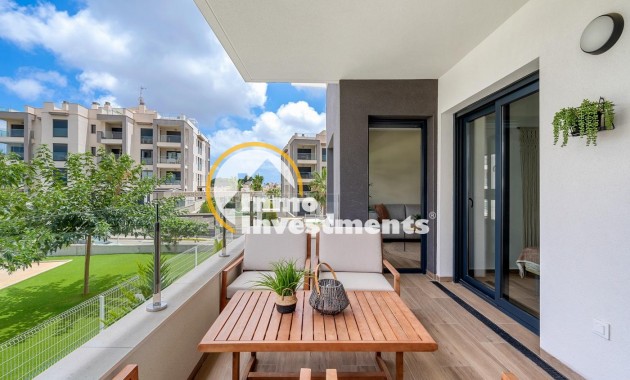 Resale - Apartment - Villamartin