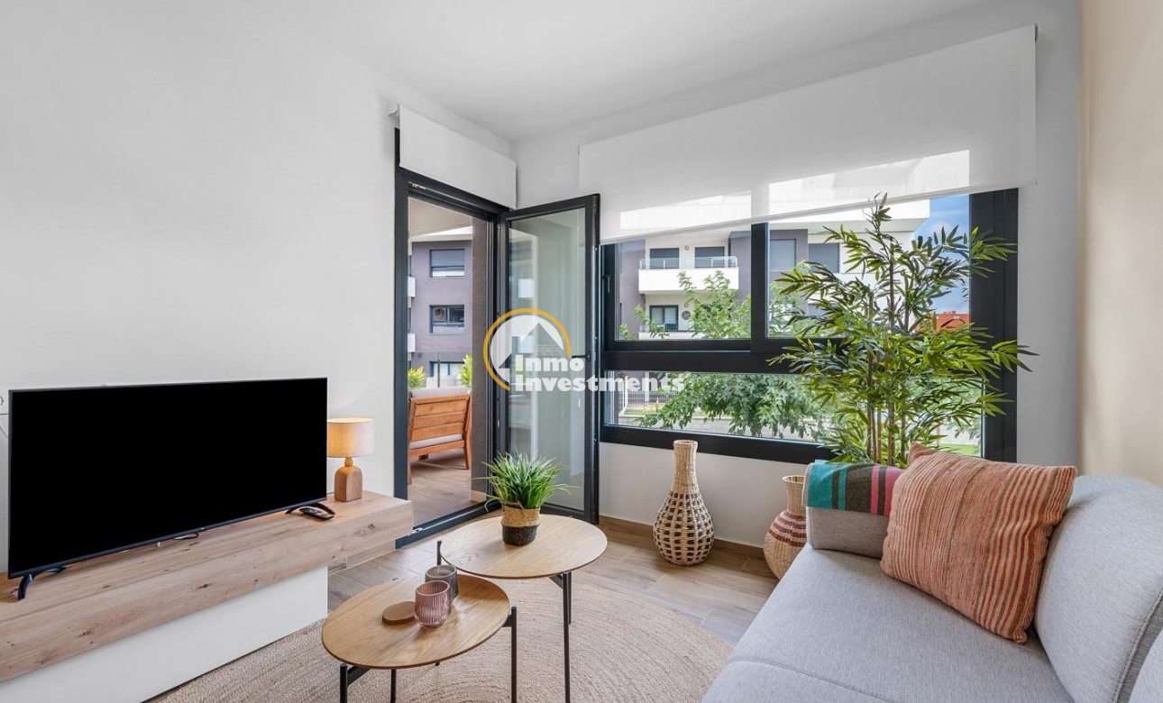 Resale - Apartment - Villamartin