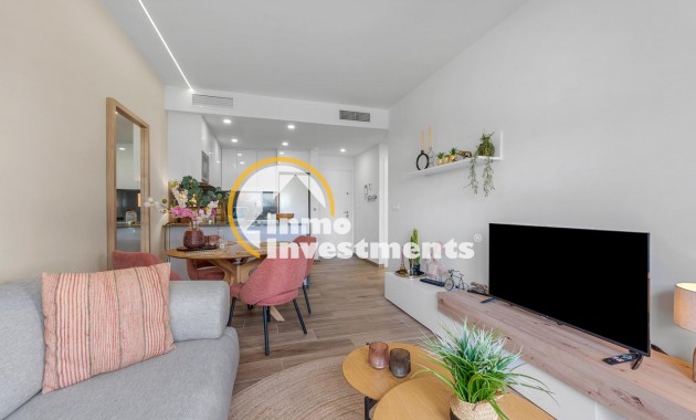 Resale - Apartment - Villamartin