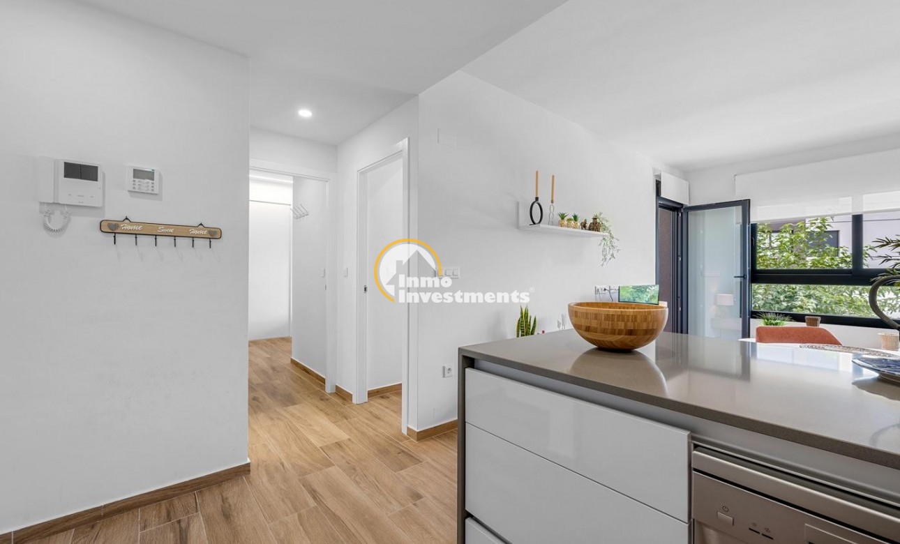 Resale - Apartment - Villamartin