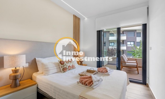 Resale - Apartment - Villamartin