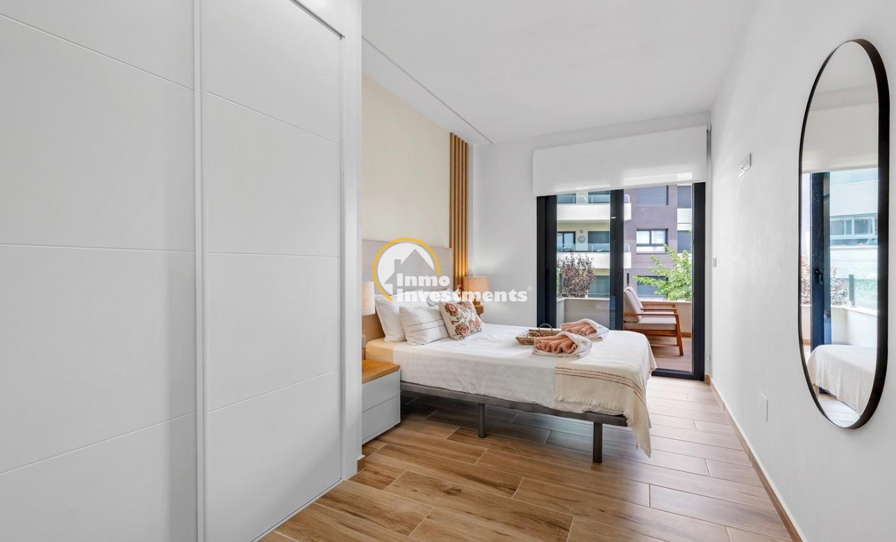 Resale - Apartment - Villamartin