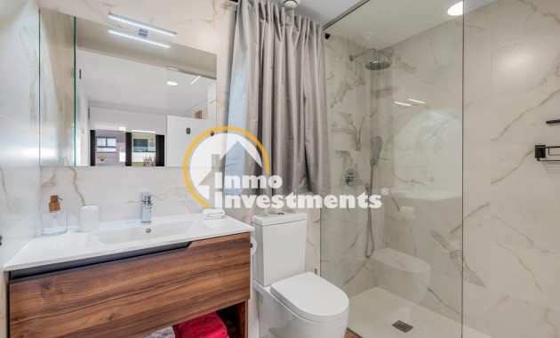 Resale - Apartment - Villamartin