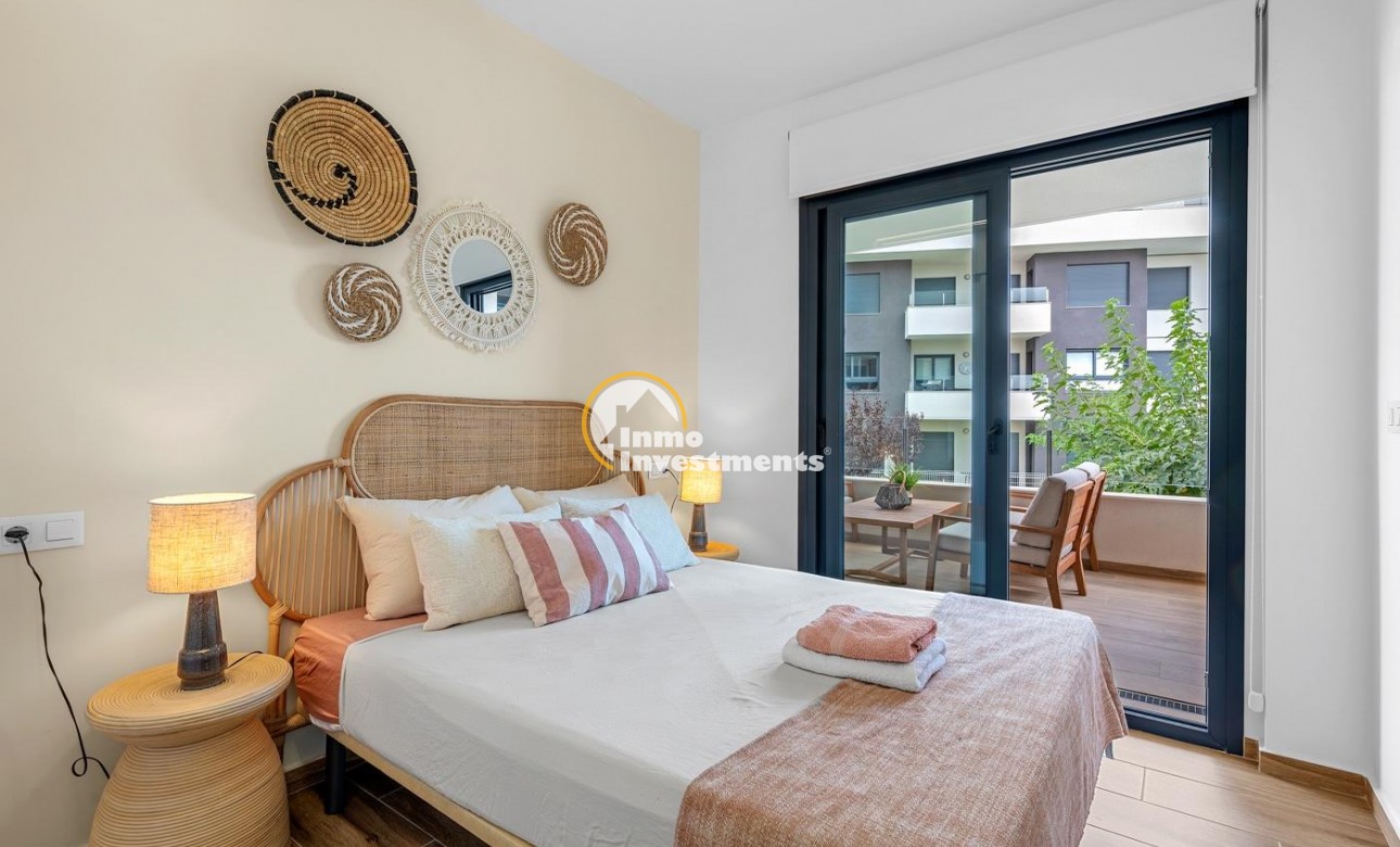 Resale - Apartment - Villamartin